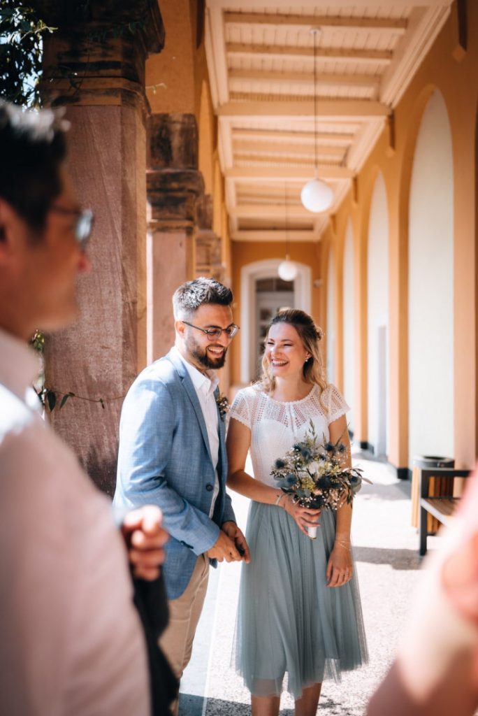 R219231-min-721x1080